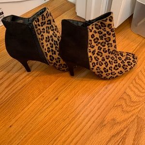 New!! Express Leopard booties kitten heel.